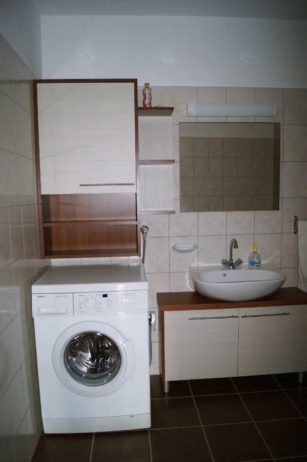 Bekesseg Szigete, Klasszik Apartman Appartement Sur Buitenkant foto